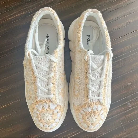 FREE PEOPLE Catch Me If You Can Crochet Platform Sneaker in Natural Size 9.5 NEW - Picture 6 of 15